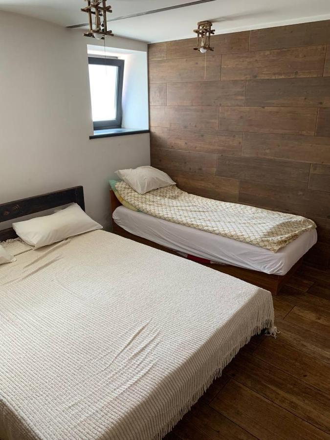 Krone Hostel Ужгород Экстерьер фото