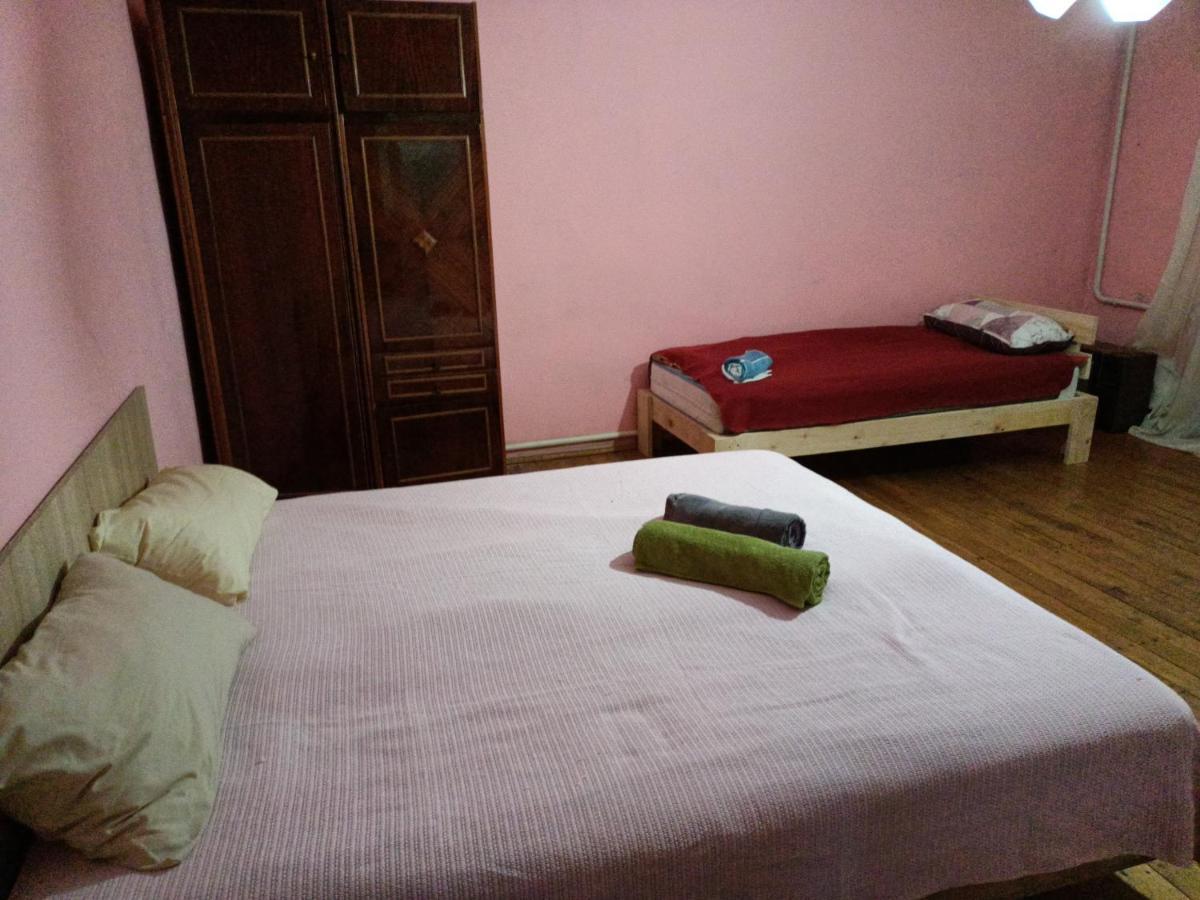 Krone Hostel Ужгород Экстерьер фото