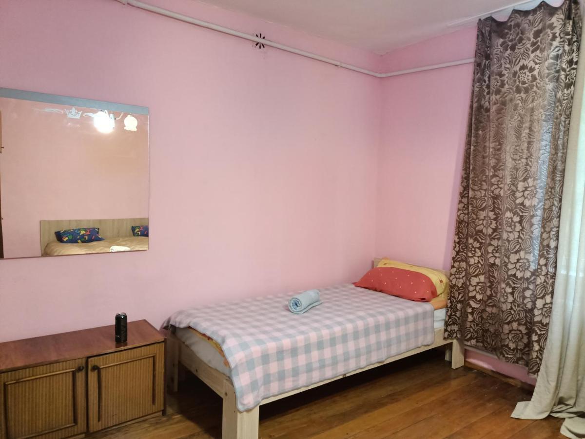 Krone Hostel Ужгород Экстерьер фото