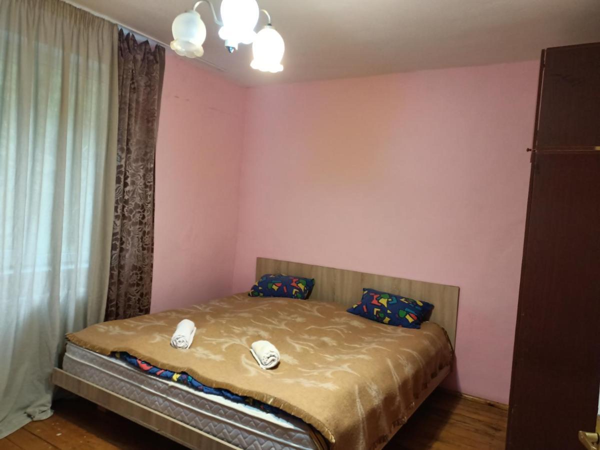 Krone Hostel Ужгород Экстерьер фото