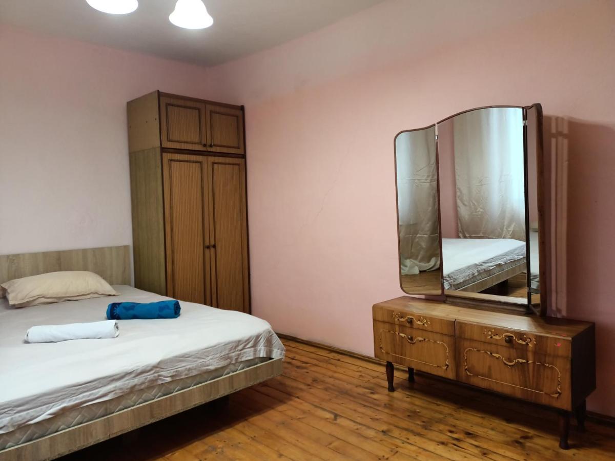 Krone Hostel Ужгород Экстерьер фото