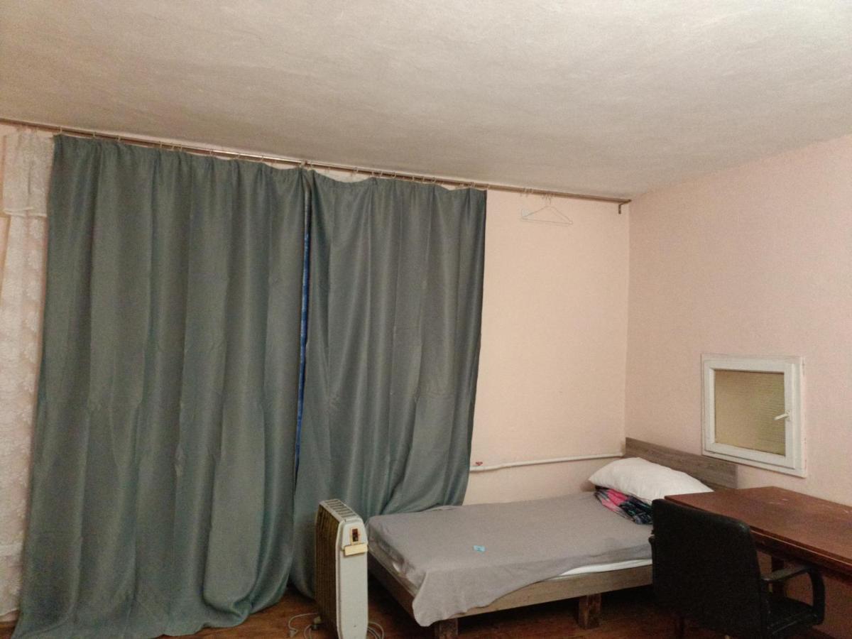 Krone Hostel Ужгород Экстерьер фото