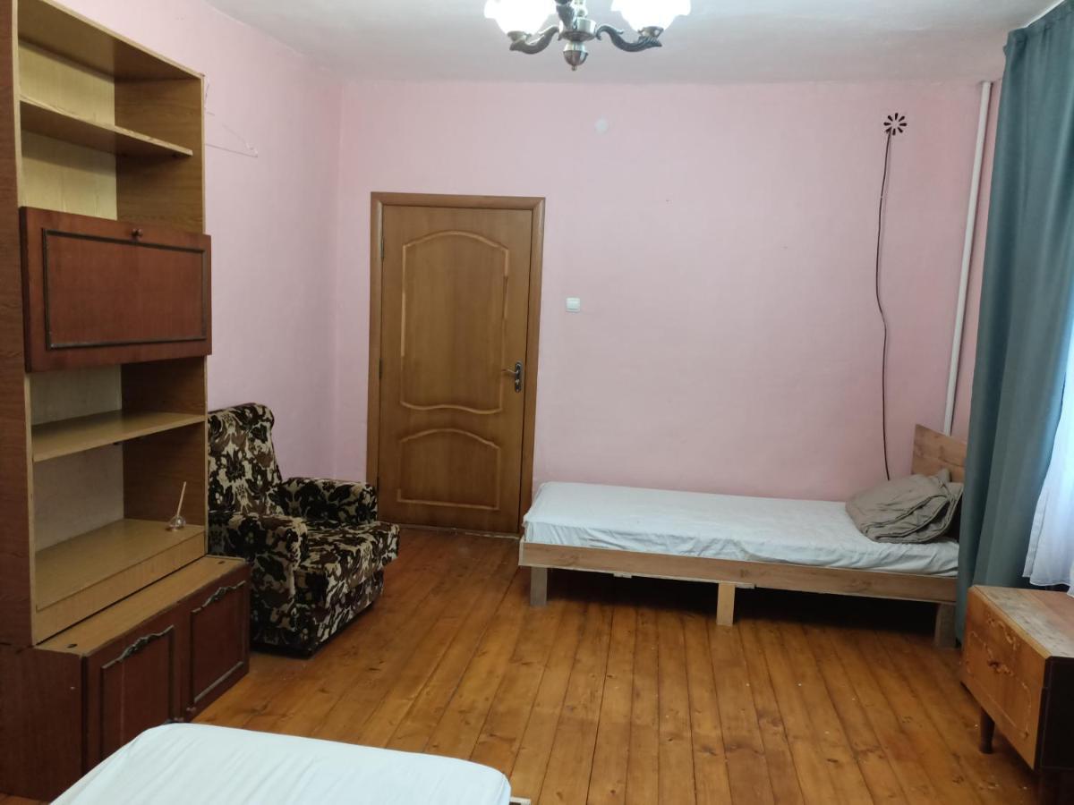 Krone Hostel Ужгород Экстерьер фото