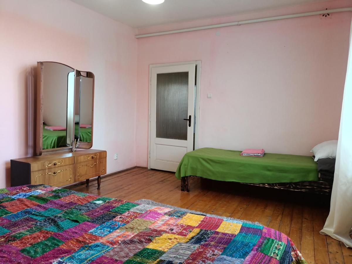Krone Hostel Ужгород Экстерьер фото