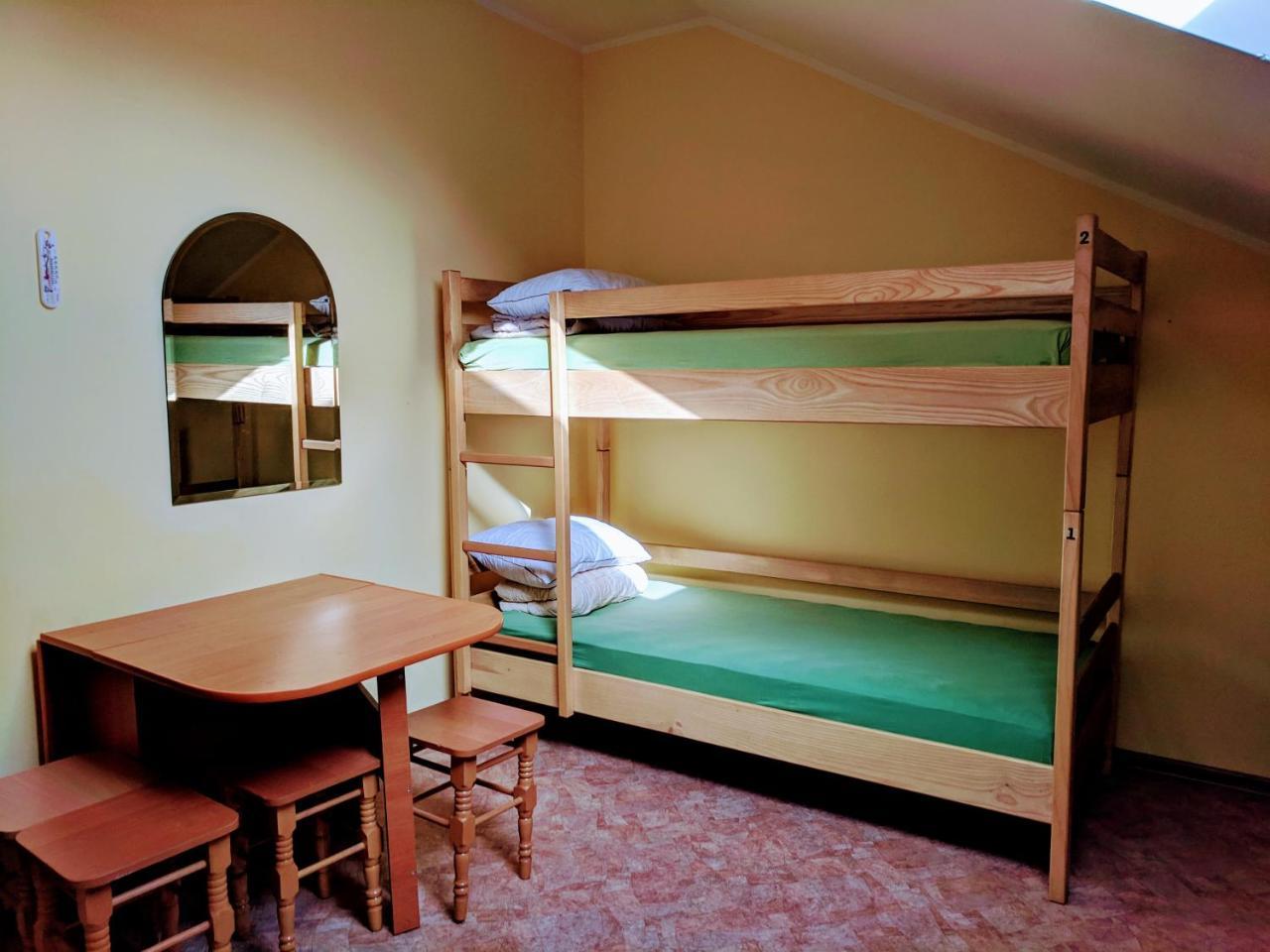 Krone Hostel Ужгород Экстерьер фото