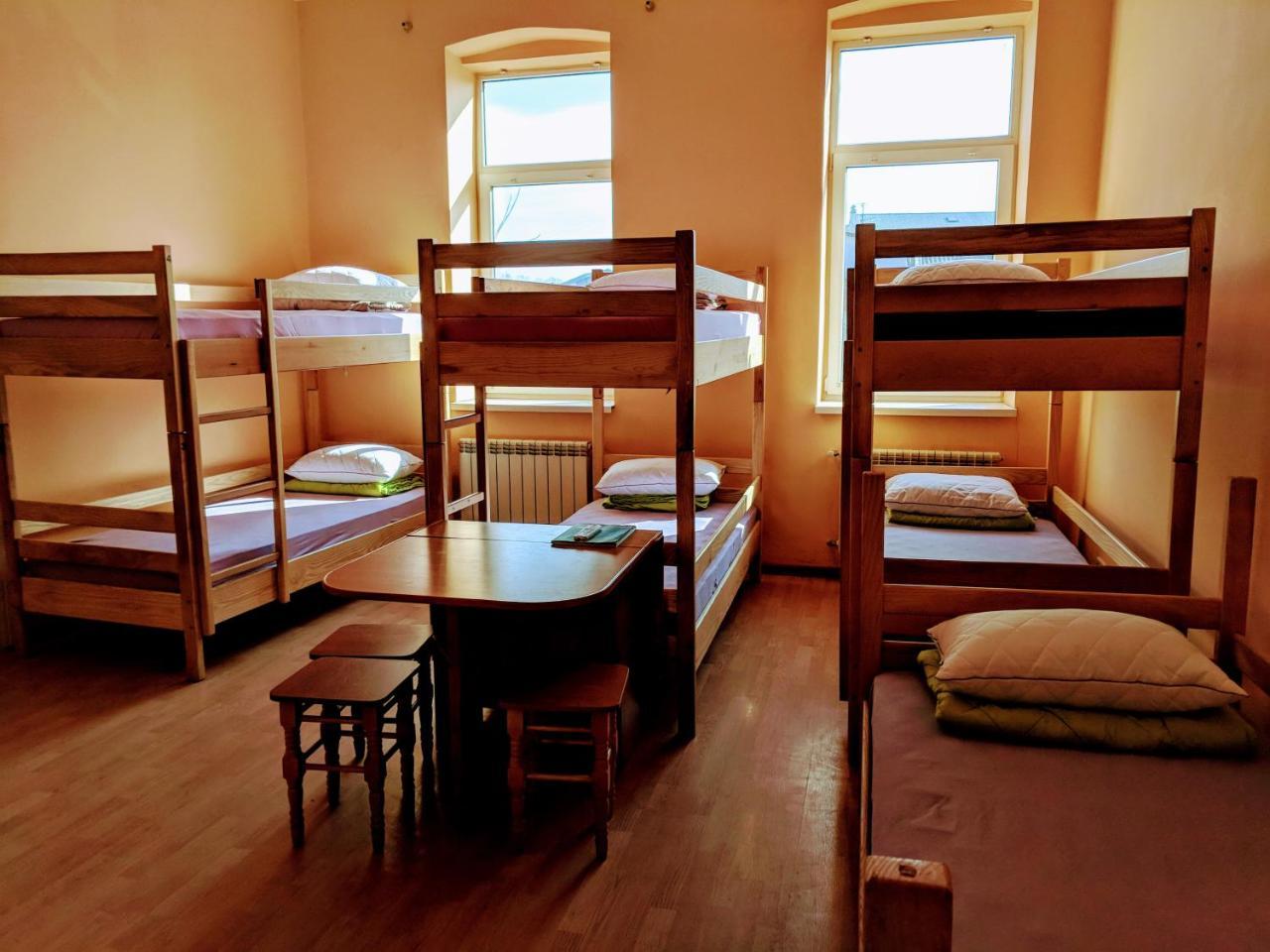 Krone Hostel Ужгород Экстерьер фото